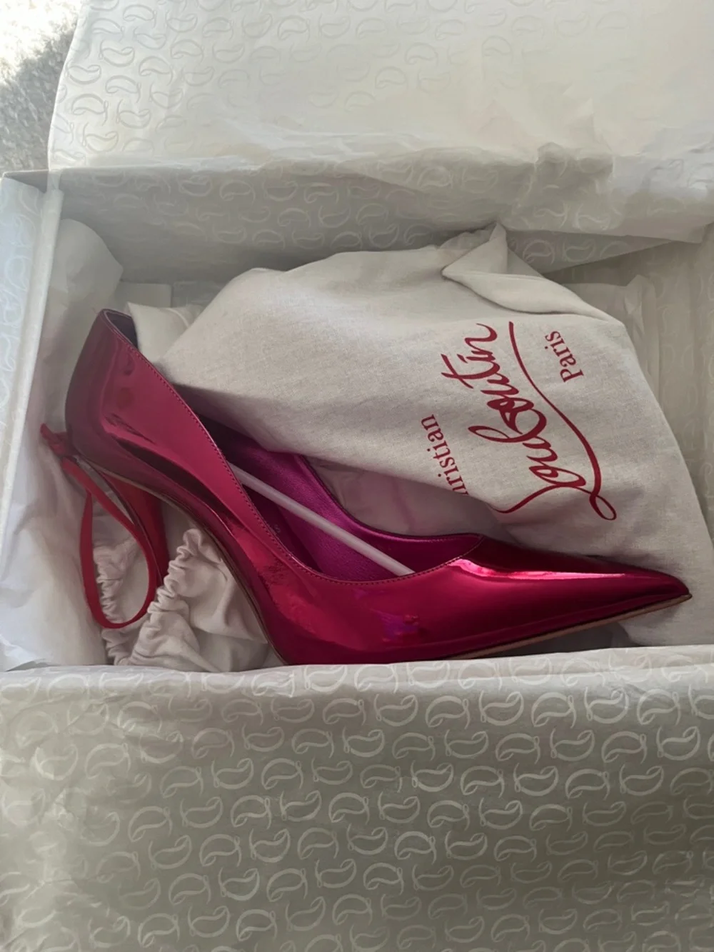 Christian Louboutin Miss Z Metallic Fuchsia Pumps - Picture 2 of 10